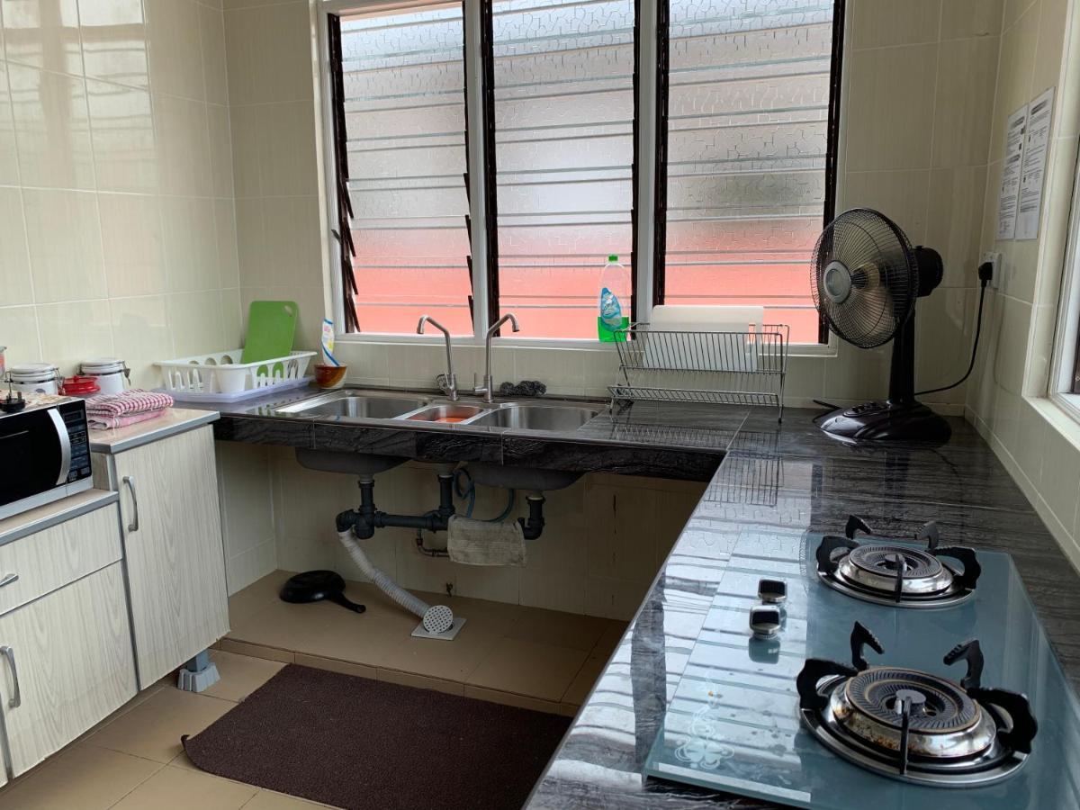 Bj Villa Homestay كُوالا تيرينغانو المظهر الخارجي الصورة