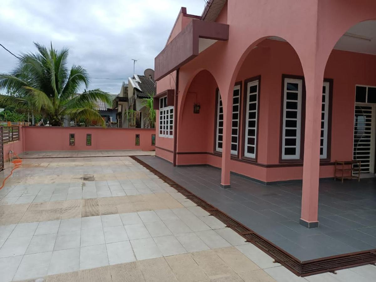 Bj Villa Homestay كُوالا تيرينغانو المظهر الخارجي الصورة